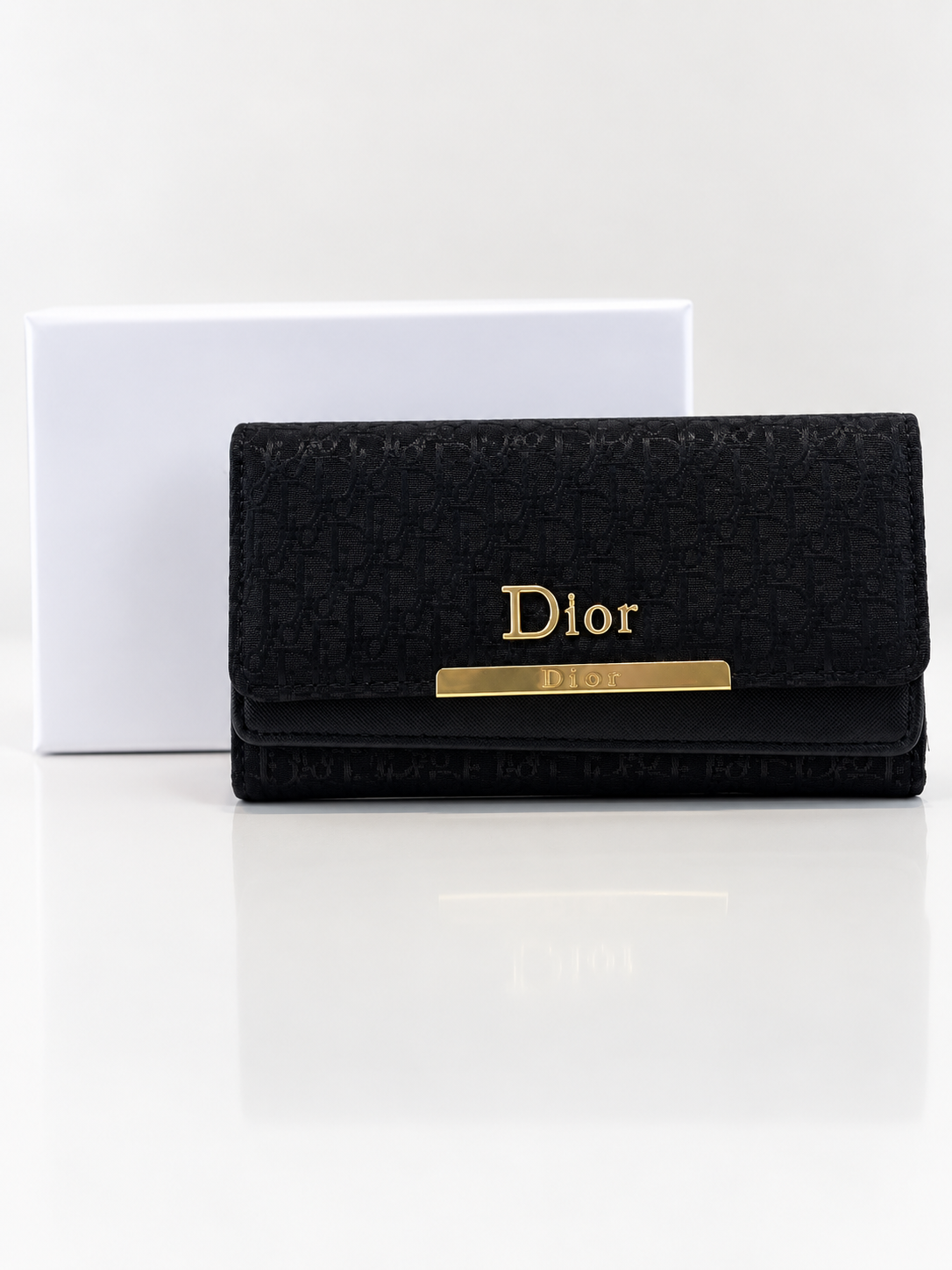 Noir Elegance Flap Purse – Black &amp; Gold